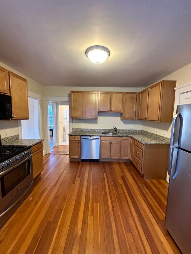 Photo - 7 Stedman St Apartments Unit 3