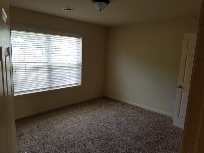 3157 Carman Rd Unit 15