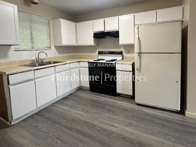 Photo - 5128 Westchase Ct Unit 4