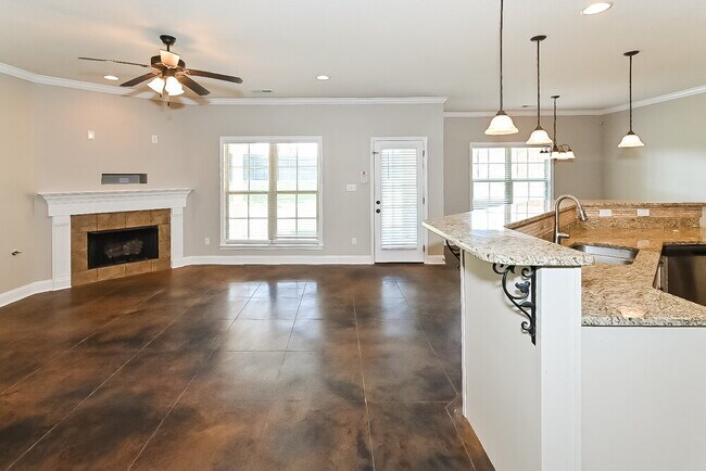 Photo - 3475 Avis Ln