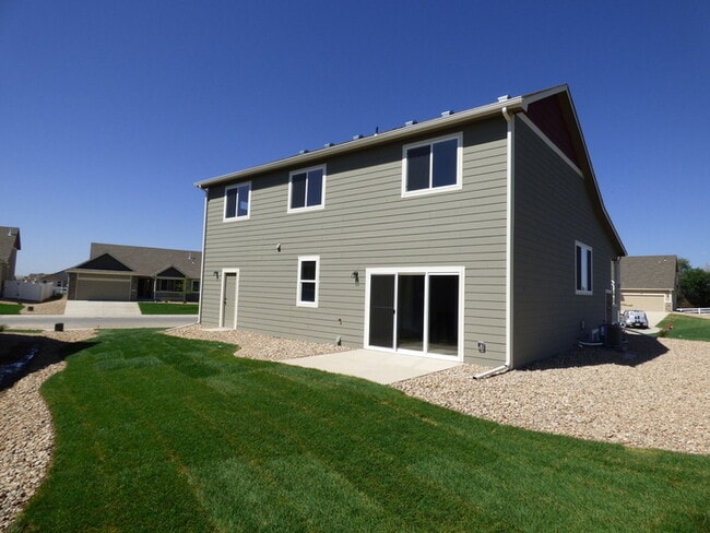 Photo - 4 Bed / 2.5 Bath Home in Windsor!