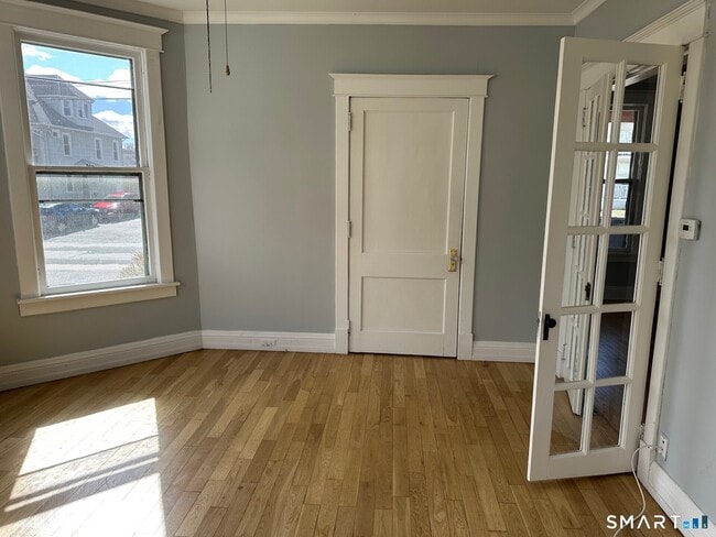 Photo - 18 Taylor St