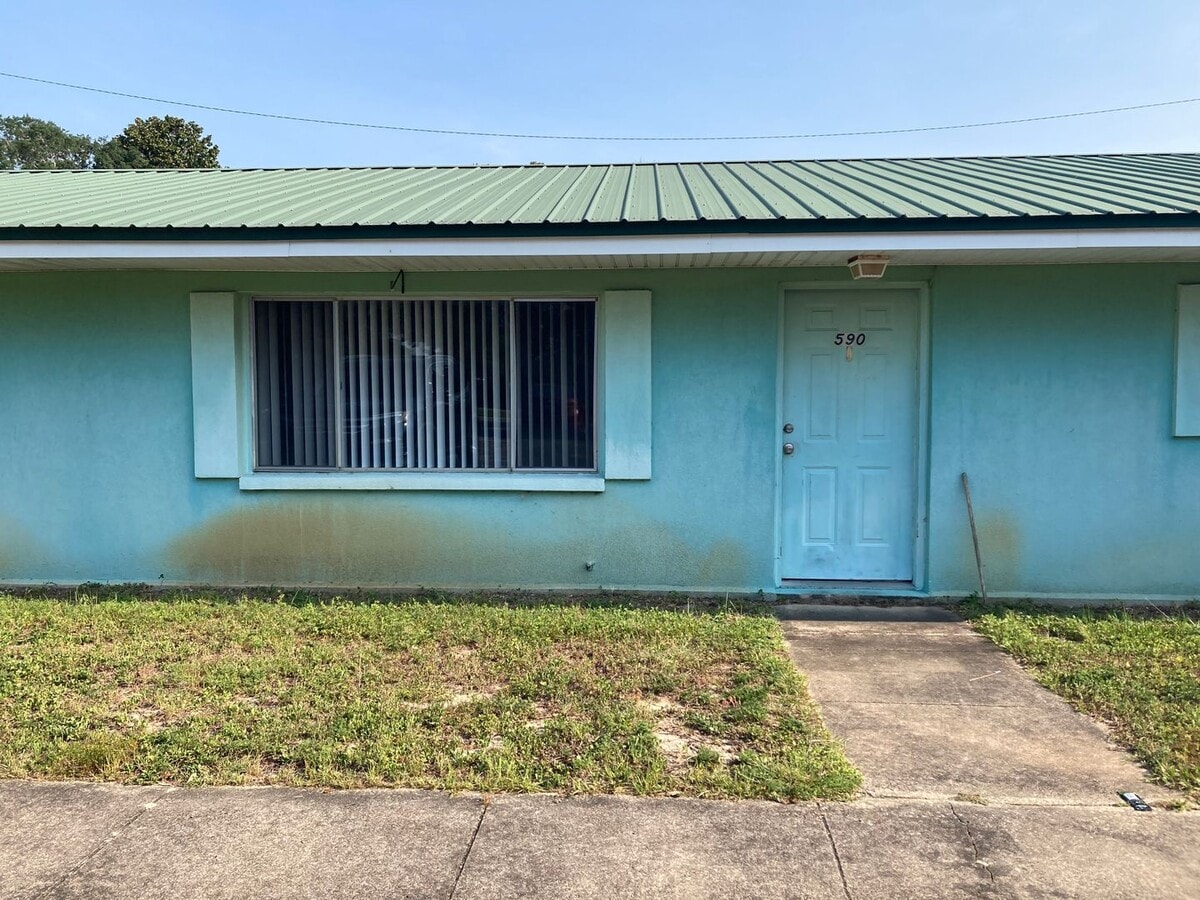New Listing! - New Listing! House