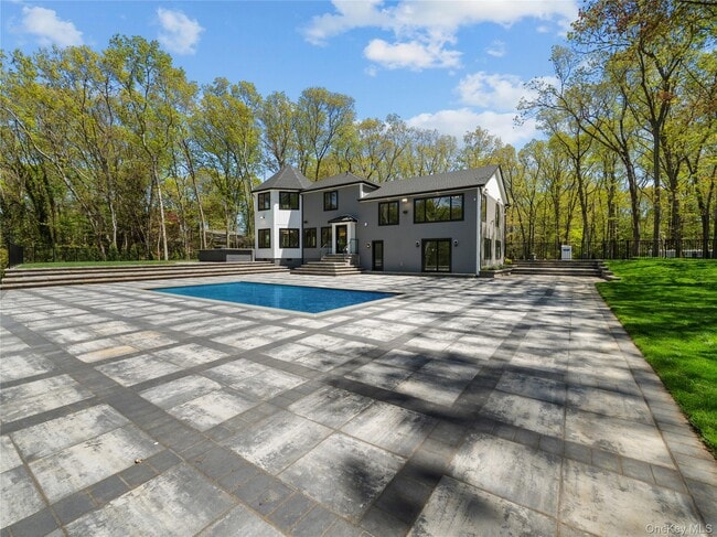 Photo - 5 N Hills Rd