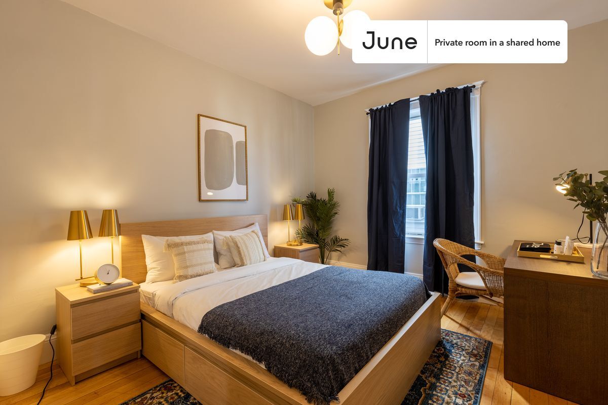 Private bedroom in 4 bed/2 bath Home - Private bedroom in 4 bed/2 bath Home