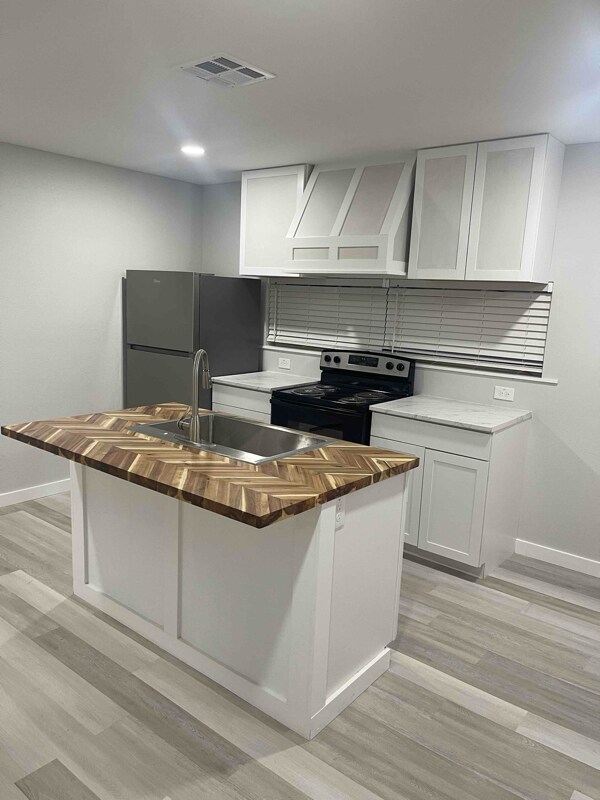 Photo - 808 E Mitchell St Apartment Unit B