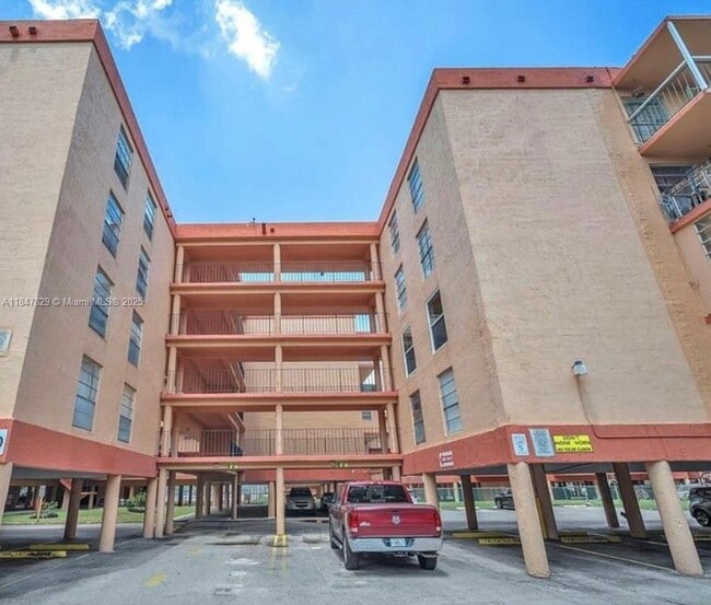 Building Photo - 1990 W 56th St Unit 1128 Rental
