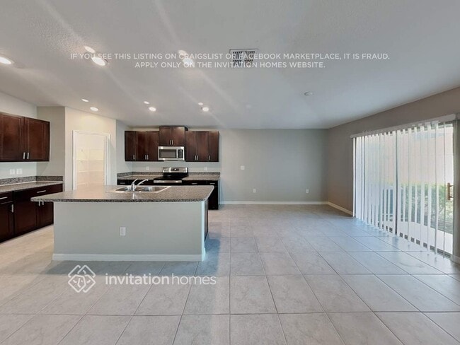 Photo - 1533 Blue Rose Dr