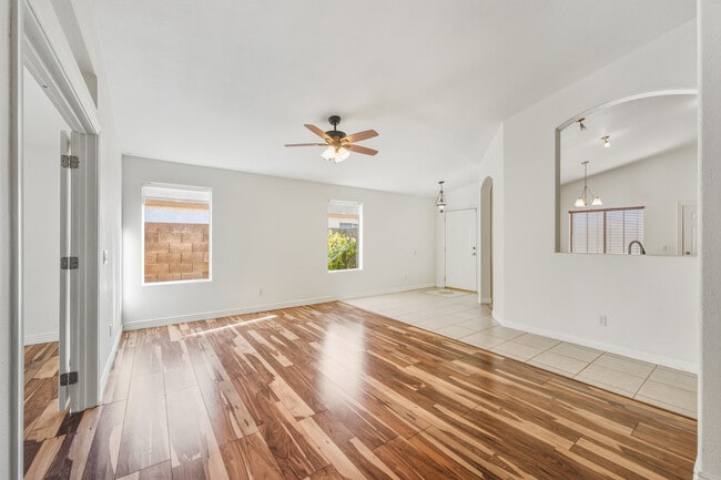 Photo - 6978 W Kings Ave