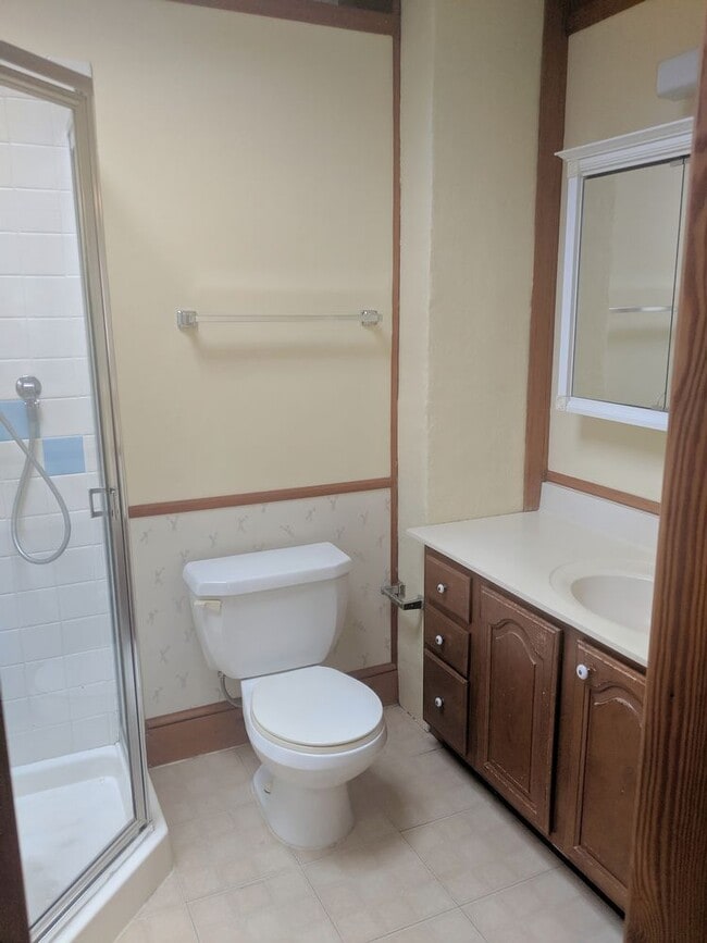 Photo - 712 Cannon Rd