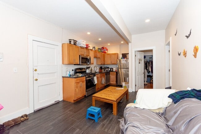 Photo - Gorgeous new four bedroom, Stainless steel kitchen, granite counter tops. Unit #25