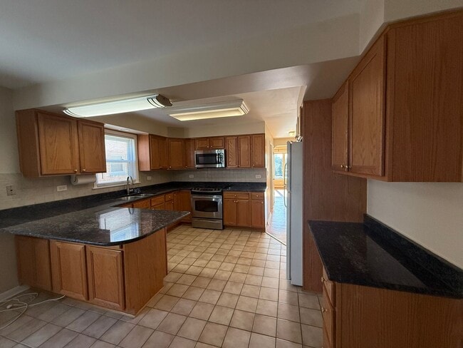 Photo - 8604 W Carmen Ave Unit Apt #1