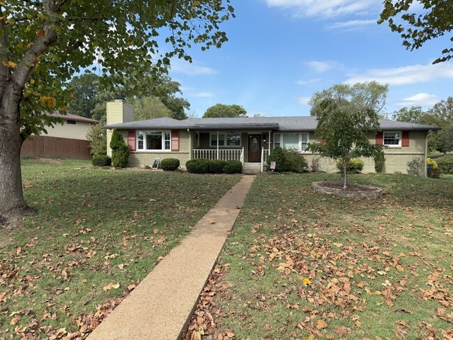Photo - 1931 Valley Park Dr