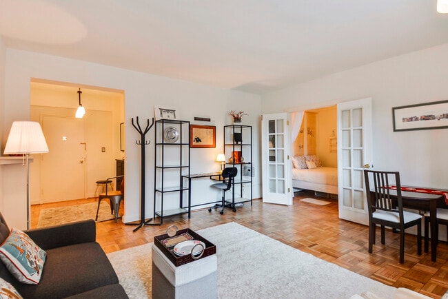 Overview - 3601 Greenway Unit 503