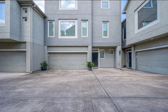 Building Photo - 1144 Patterson St