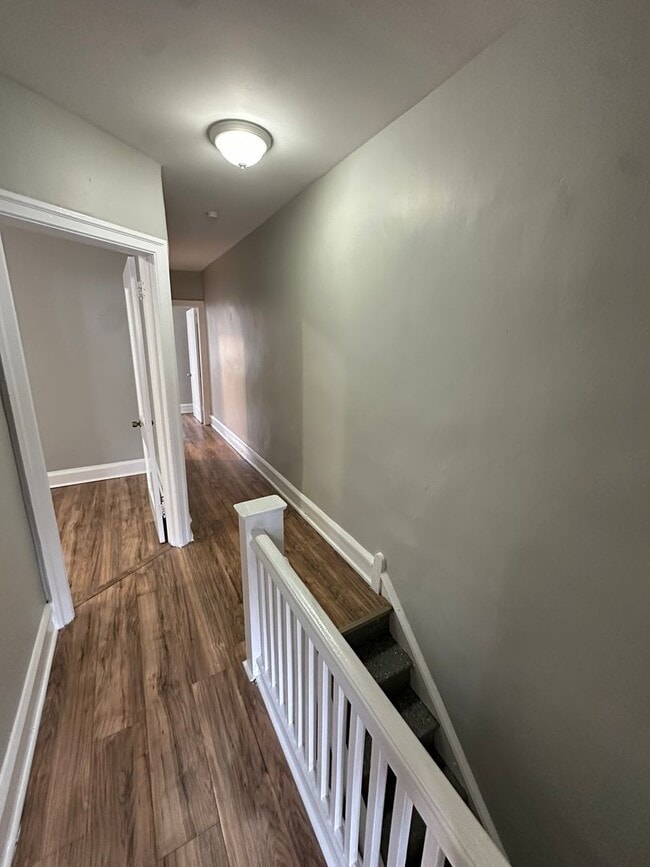 Photo - 440 W Fisher Ave