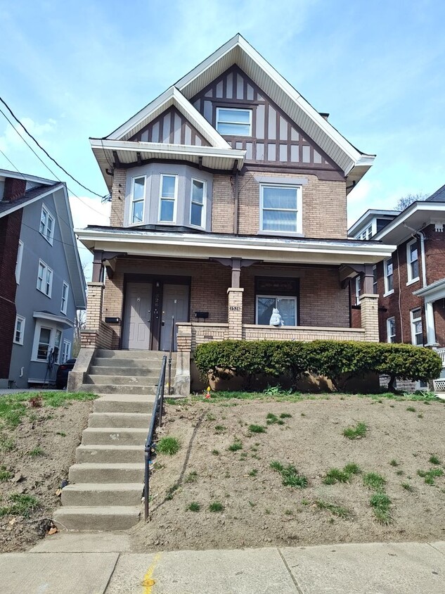 Photo - 1526 Dixmont