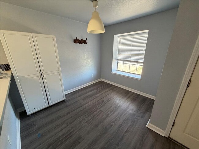 Photo - 1431 Hyridge Cir