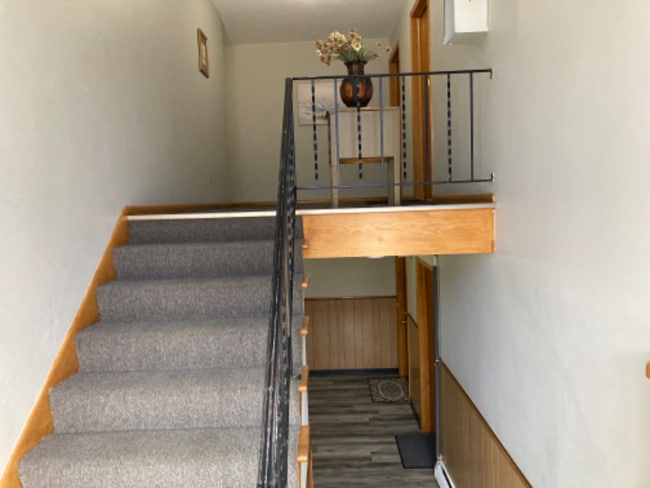 Photo - 136 11th Ave N