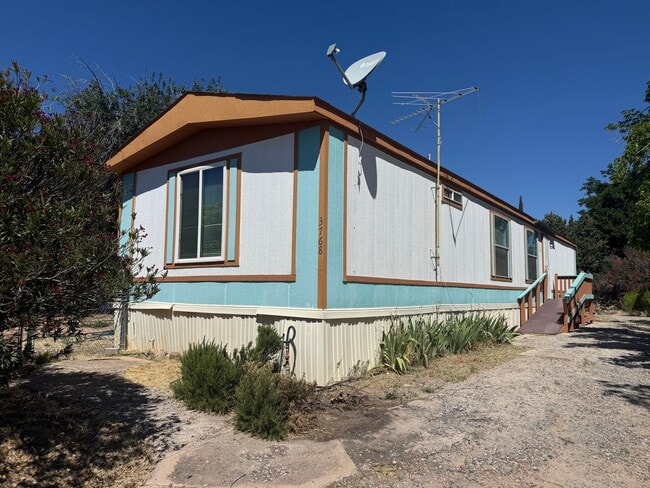 Photo - 2 Bedroom 2 Bath Contact Property Pros 928-634-7710