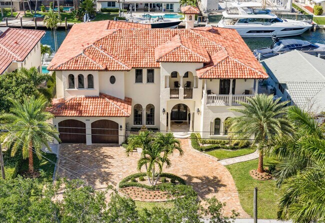 Photo - 2901 NE 22nd Ct