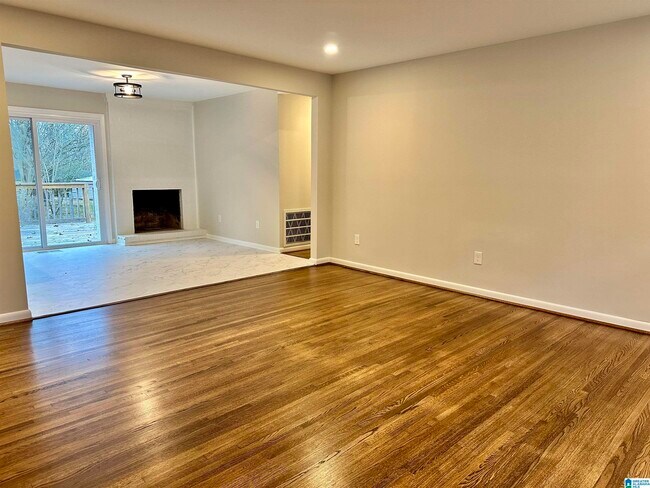 Photo - 231 Hillwood Ln