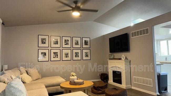 Photo - 1150 S Los Charros Dr