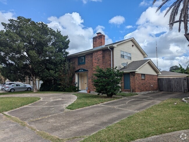 Building Photo - 219 Terry Pkwy Rental