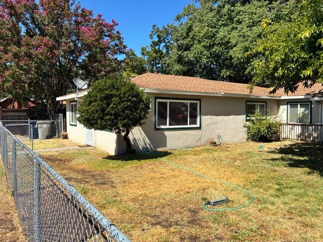 Building Photo - 3941 53rd St Rental