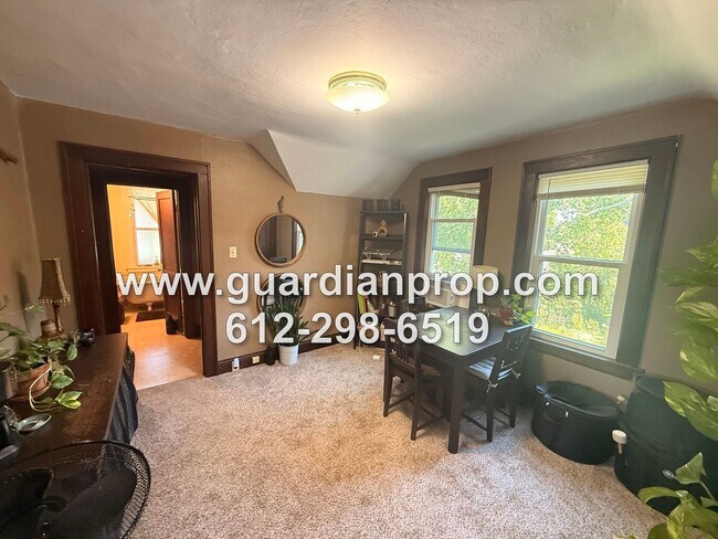 Photo - 1333 W James Ave Unit #2