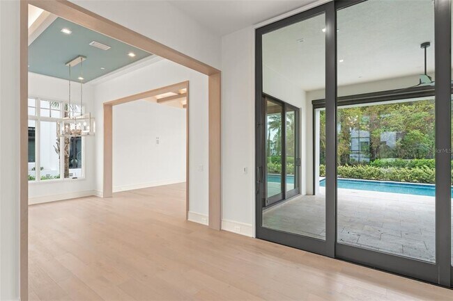 Photo - 4133 Grande Brick Lp