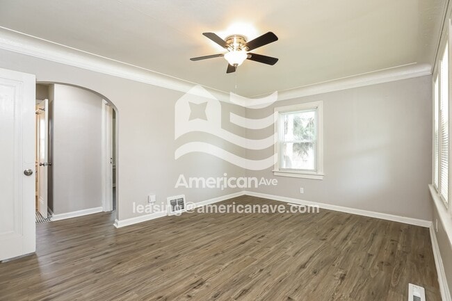 Photo - 611 W Wayne St