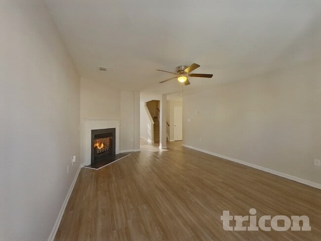 Photo - 2216 Gooseberry Rd