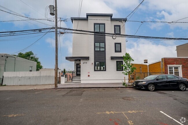 Building Photo - 6719 Meadowview Ave Rental