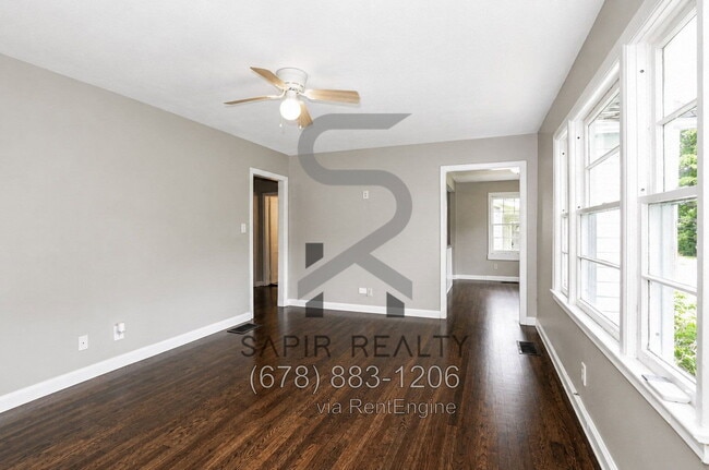Photo - 3469 Glen Rd