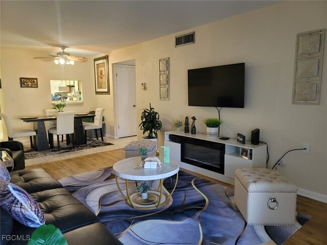 Photo - 333 Joel Blvd Unit 131