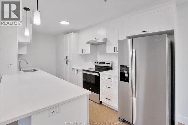 Photo - 2550 Sandwich W Pkwy Unité 205