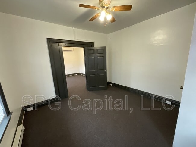 Photo - 591 McAllister St