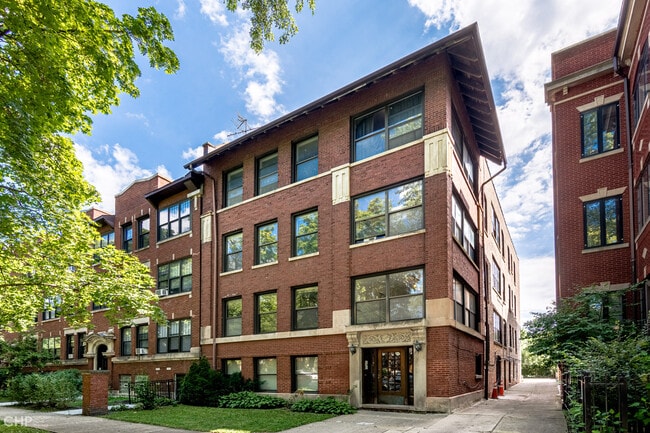 Building Photo - 5121 S Ingleside Ave Unit 5211 S. Greenwood #3