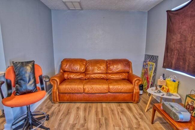 Photo - 408 S 11th St