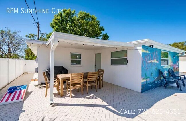 Photo - 10907 57th Ave