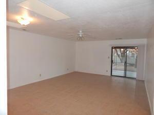 Photo - 330 Wagon Train Dr SE