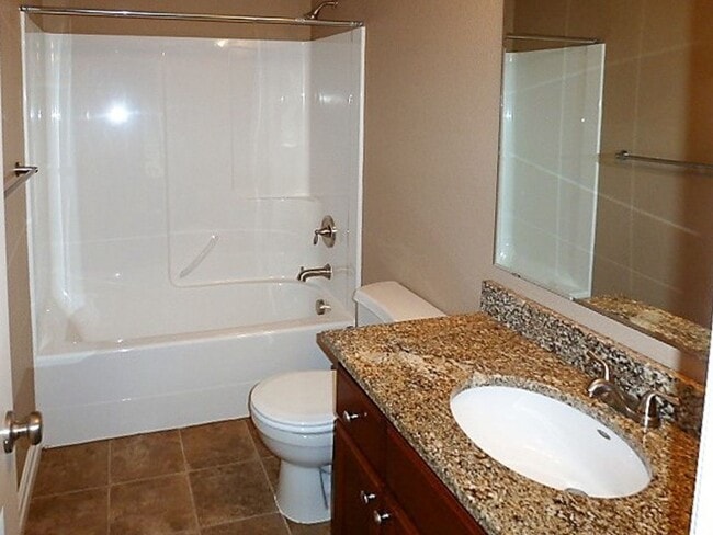 Building Photo - 2507 Locksley Ave SE