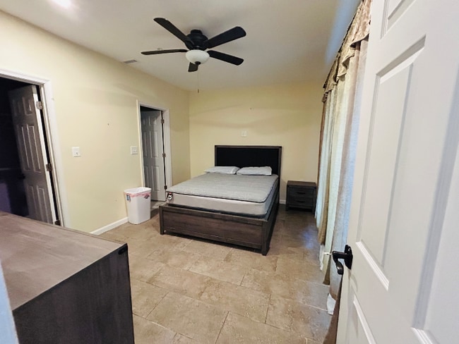 Photo - 15506 Symondsbury Way