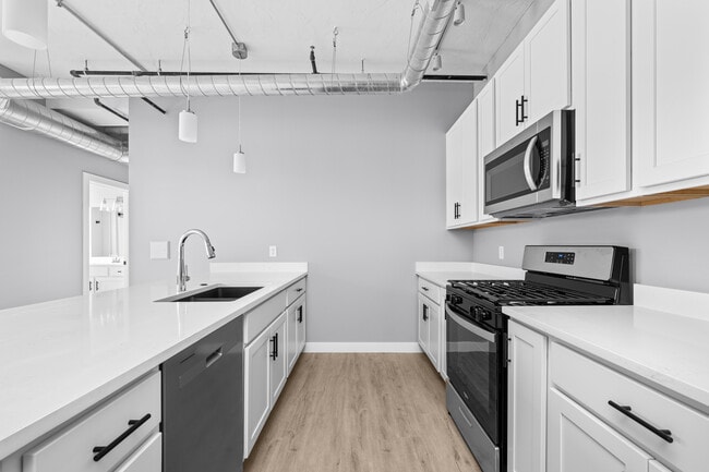 1601 5th Ave Unit 1