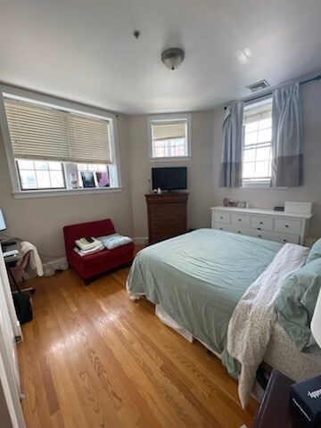 Photo - 779 E 5th St Apartment Unit 2
