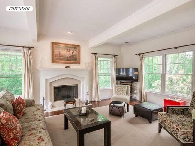 Photo - 12 Cedar Ave