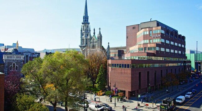 Photo - 1659 Rue Saint-Christophe Unit SI ID1318616P