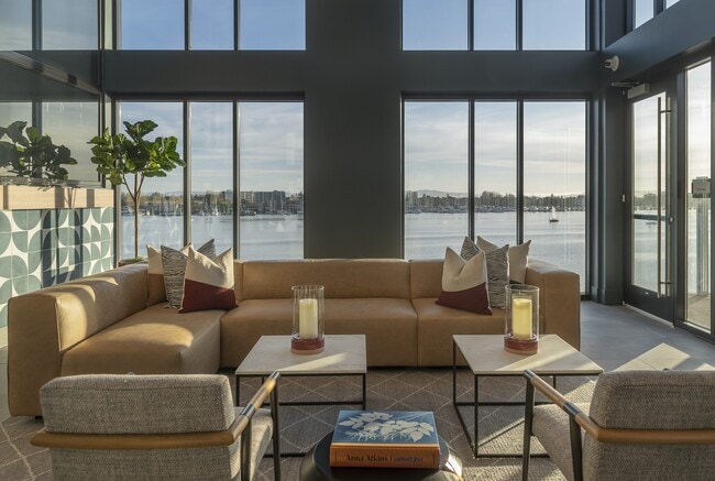 Portico Waterfront