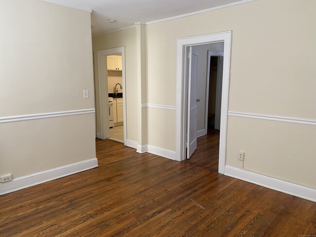 Building Photo - 956 Capitol Ave Unit B1